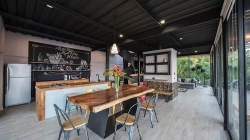 遠(yuǎn)泰 精致的裝配式鋼結(jié)構(gòu)住宅,神秘又不失奢華